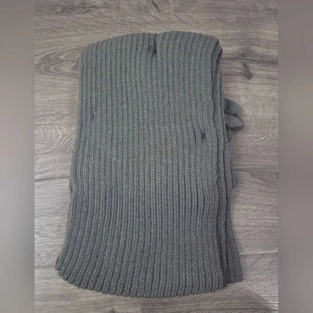 Chaps Boys Knit Beanie, Gloves and Scarf Set NWT